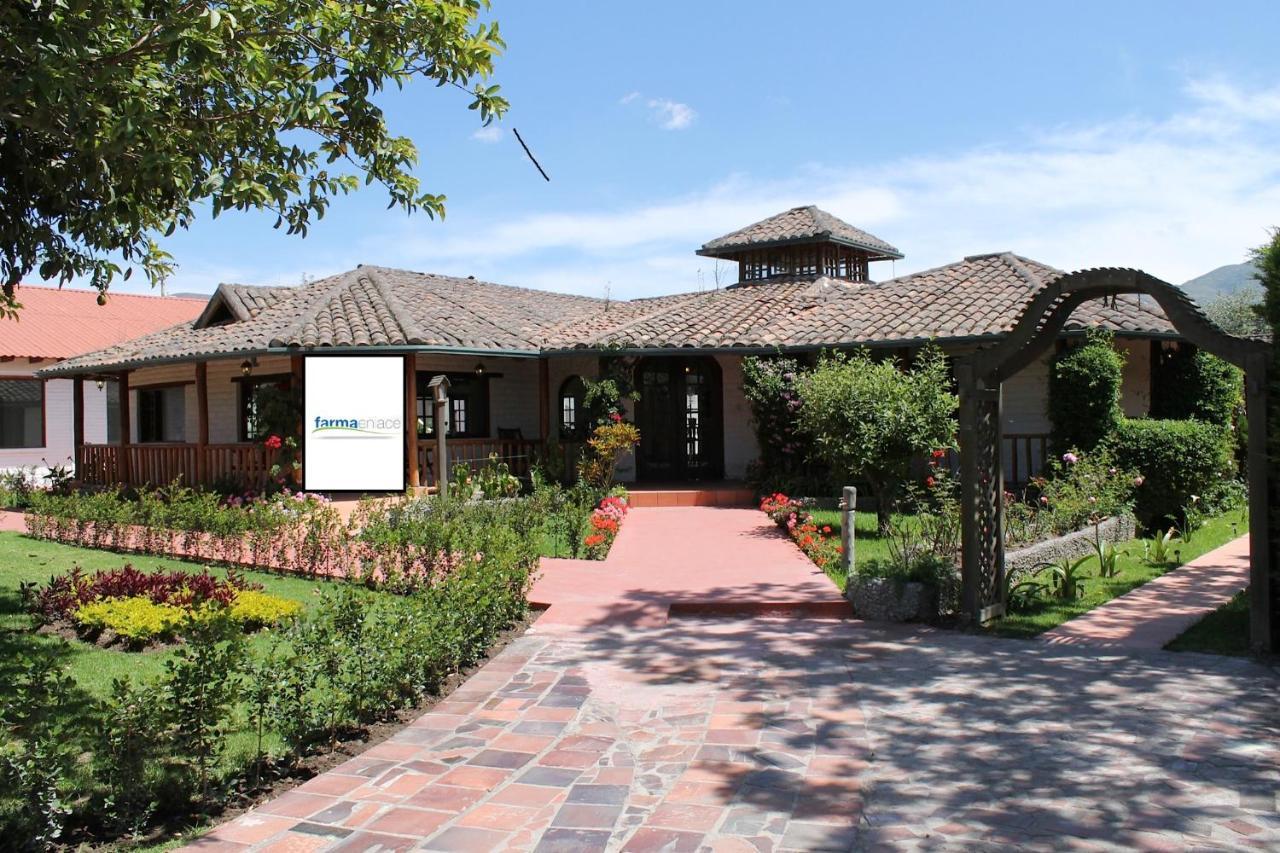 La Quinta San Andres Hotel Ibarra Bagian luar foto