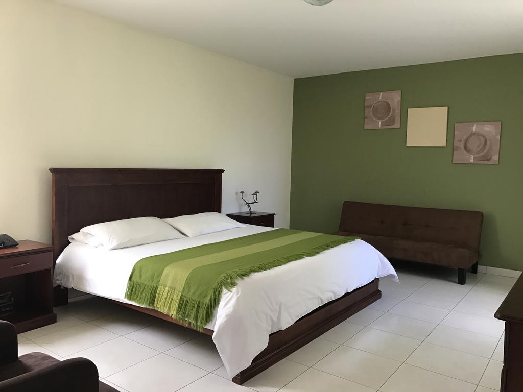La Quinta San Andres Hotel Ibarra Bagian luar foto